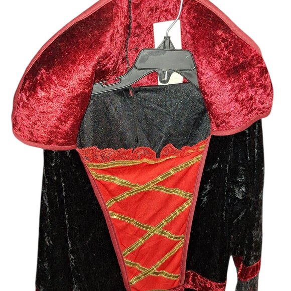 Spooktacular Creatures Vampire Gown - Picture 2 of 5